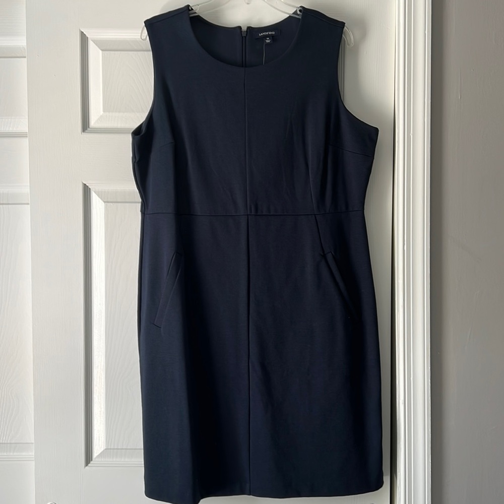 NWT Navy lands end dress with pockets - sleeveless knee length - size 18